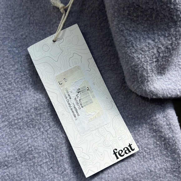 Feat Womens BlanketBlend Crewneck - Picture 10 of 10